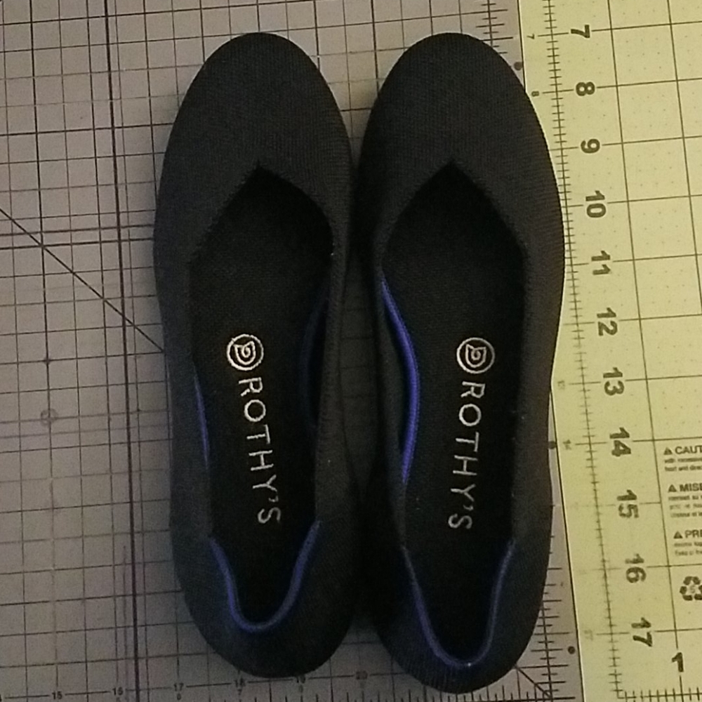 Rothy's flats black size 8.5
